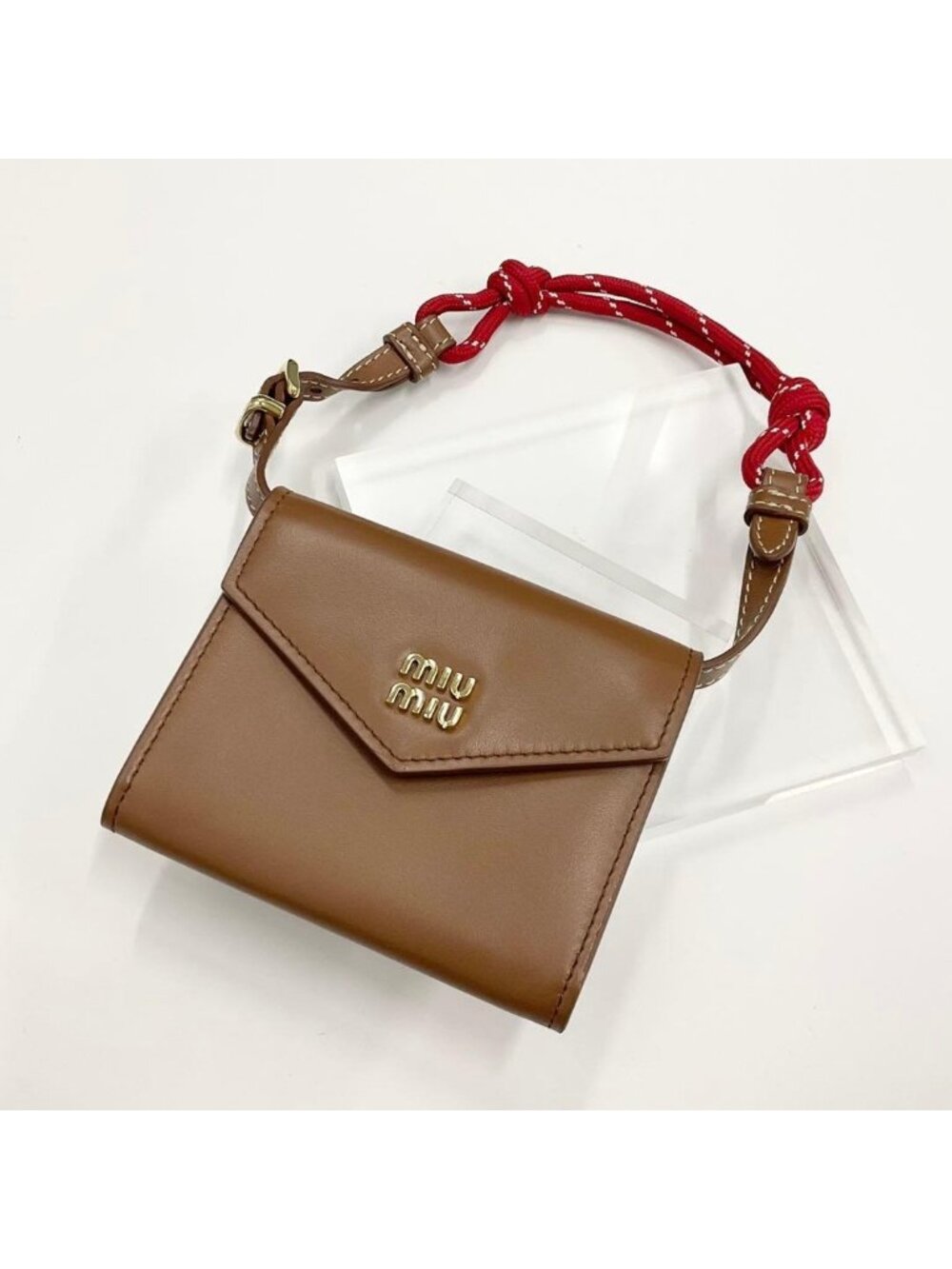 Miu Miu Leather Logo Compact Wallet Shoulder Card Case